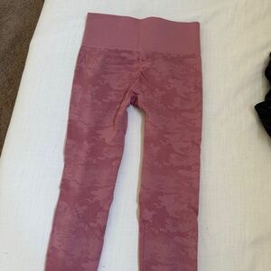 Pink camo gymshark leggings